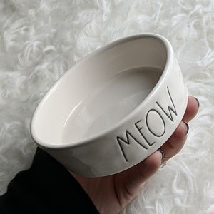 Rae Dunn cat food water bowl "MEOW"
